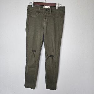 GAP 1969 For Good Easy Legging Jegging Style Jeans Olive Army Green Size 6 / 28R